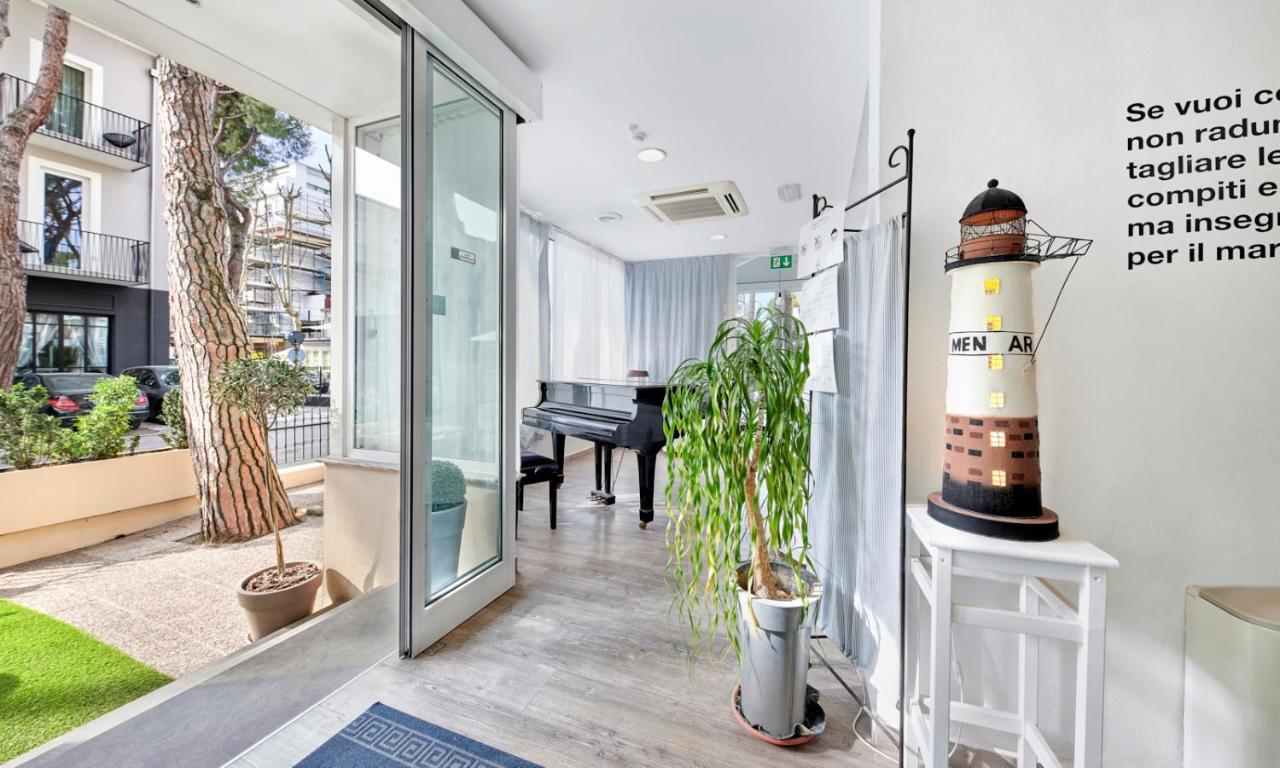 Hotel Arlecchino Riccione Buitenkant foto