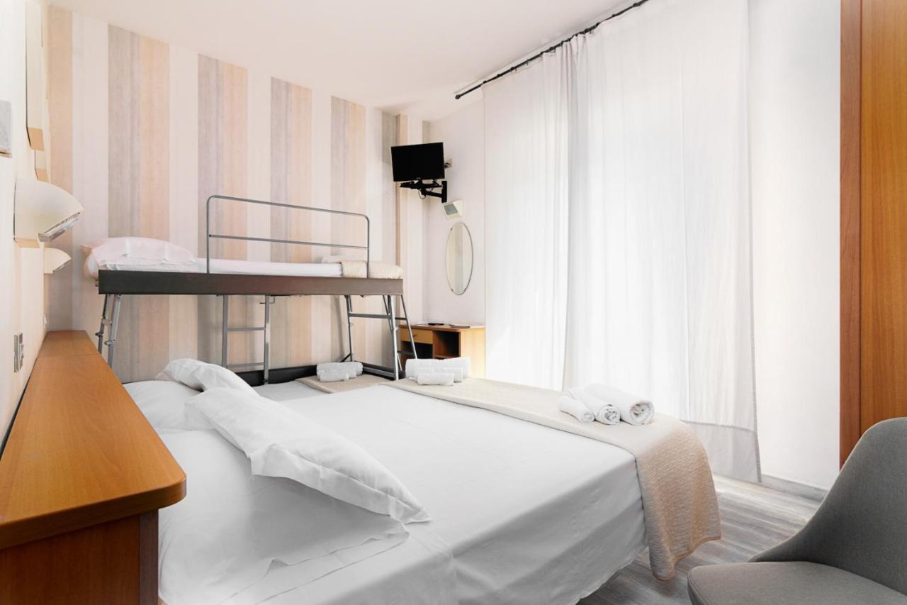 Hotel Arlecchino Riccione Buitenkant foto